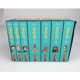Harry Potter Taschenbuch im Schmuckschuber