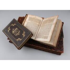 Antike Bücher für Kreative