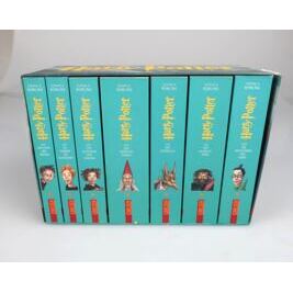 Harry Potter Taschenbuch im Schmuckschuber