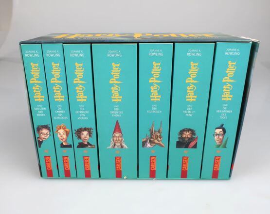 Harry Potter Taschenbuch im Schmuckschuber